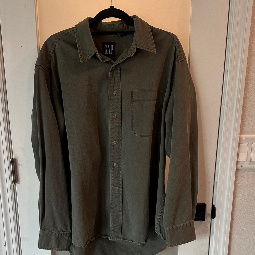 GAP Vintage Olive Green Button-Up Shirt